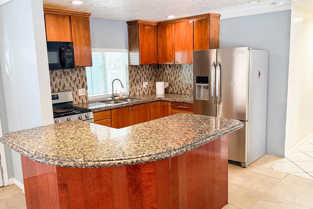 10 Box C Drive, Palm Desert