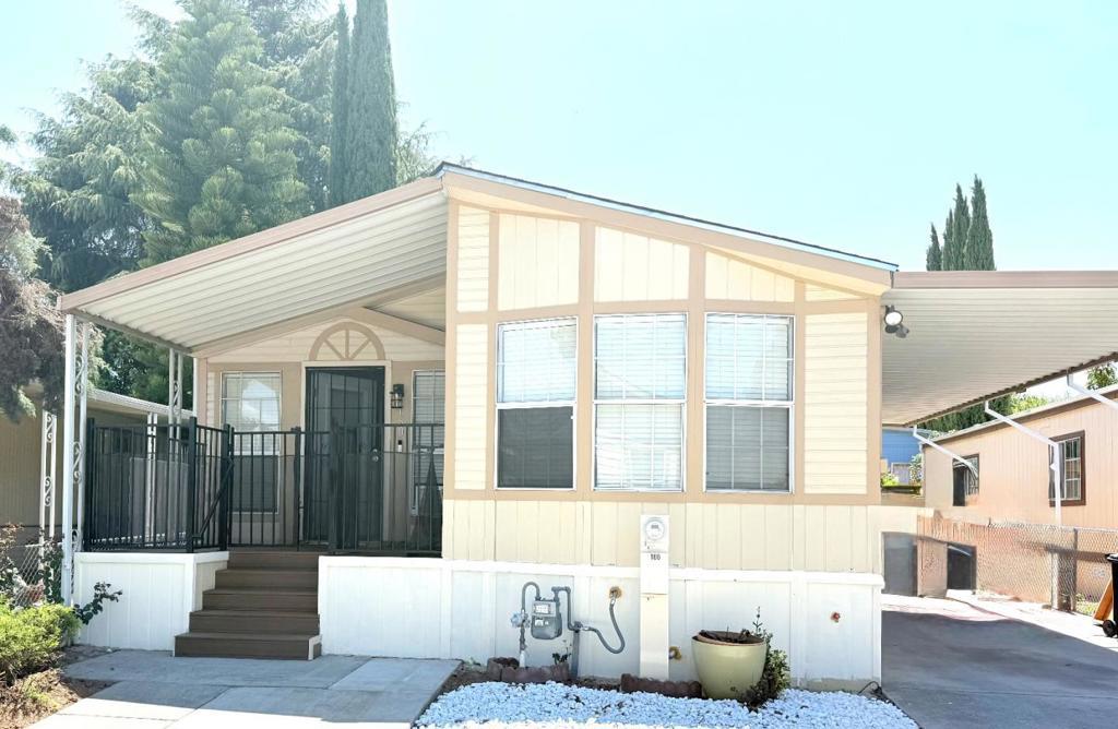 Photo of Listing #ML82012233