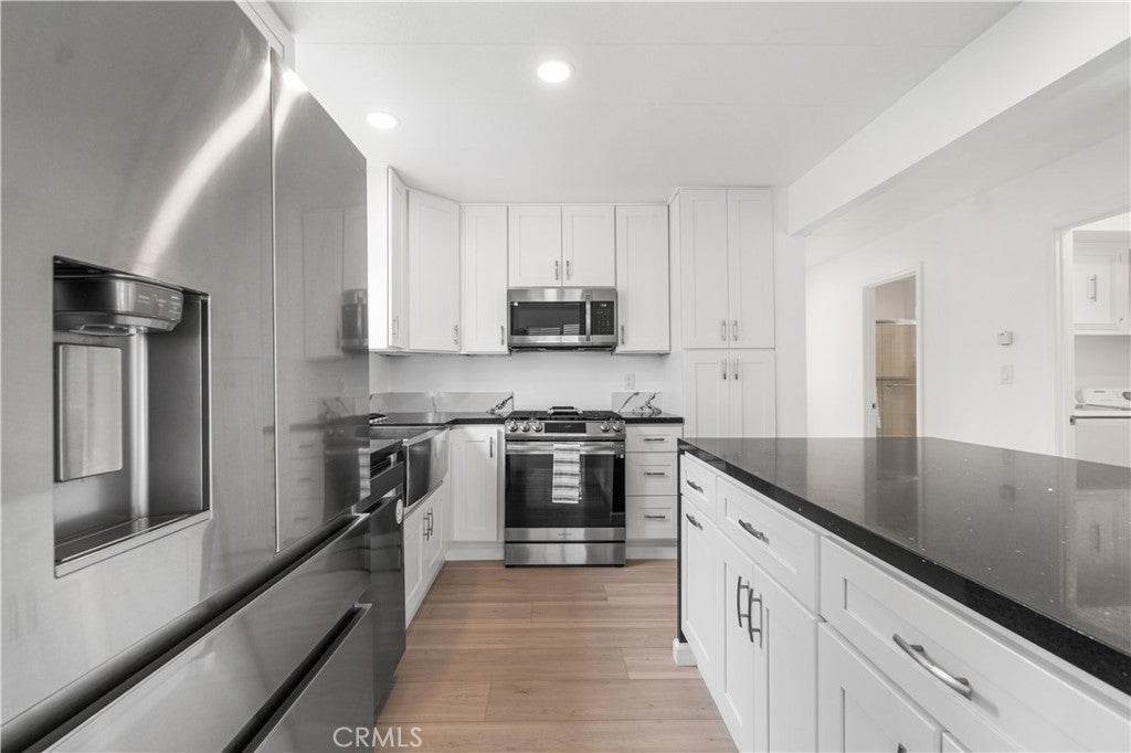 Photo of Listing #SB25166032