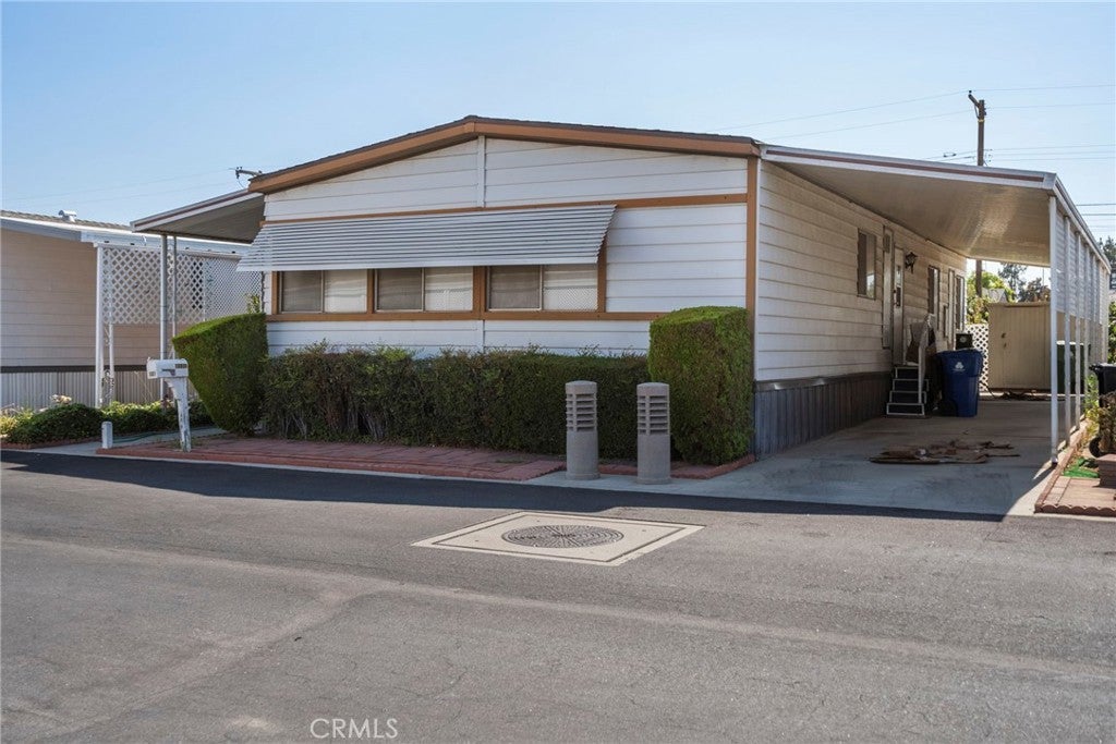 Photo of Listing #SR25172089