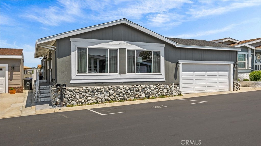 Photo of Listing #PW25172961