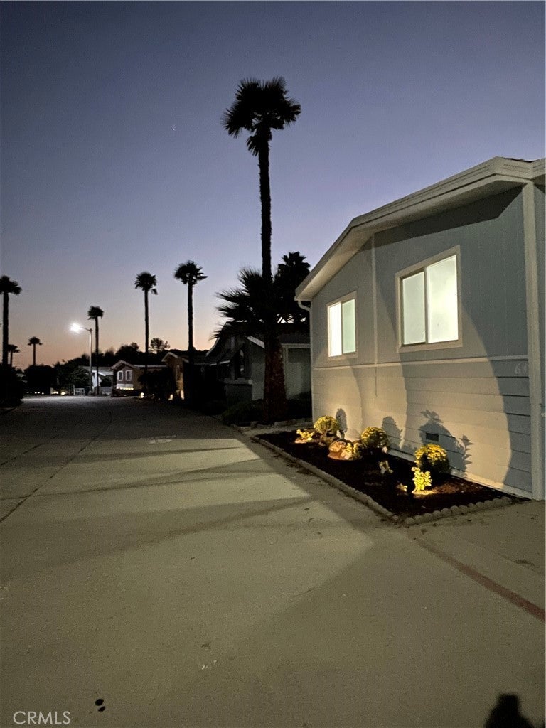 Photo of Listing #DW25177858