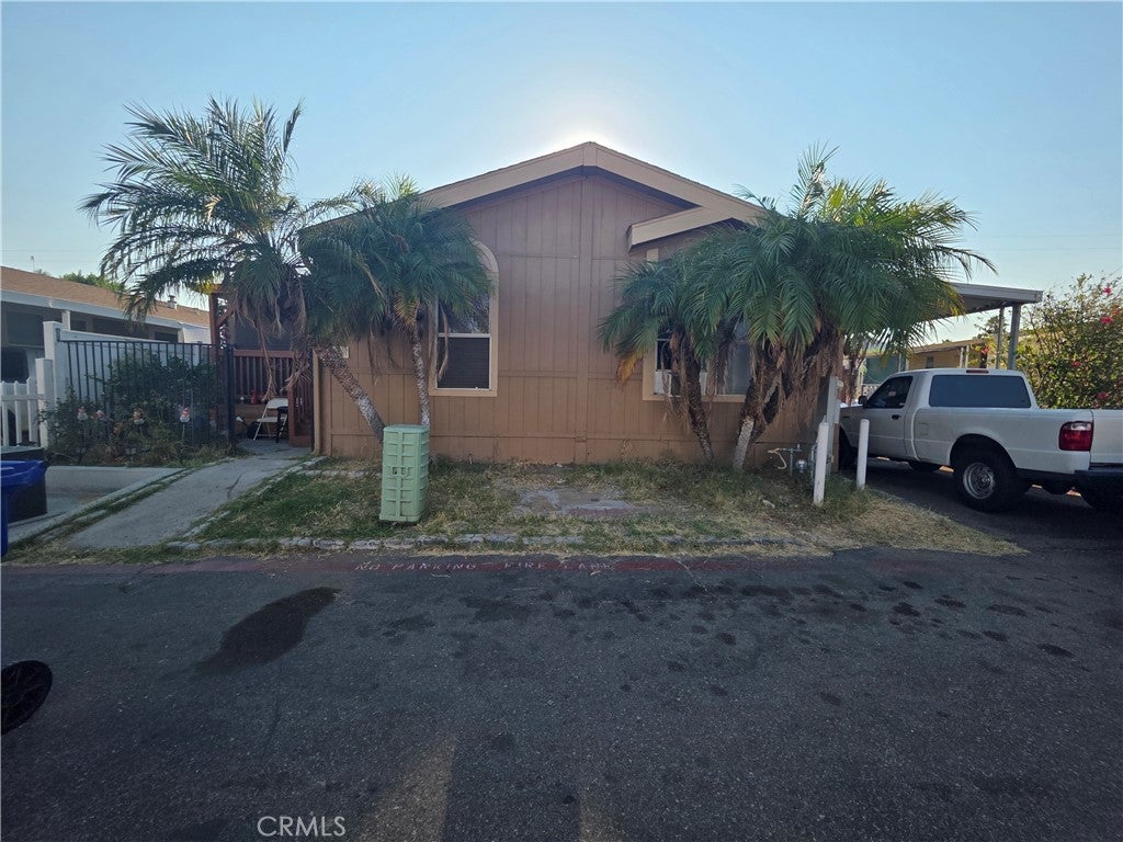 Photo of Listing #DW25180827