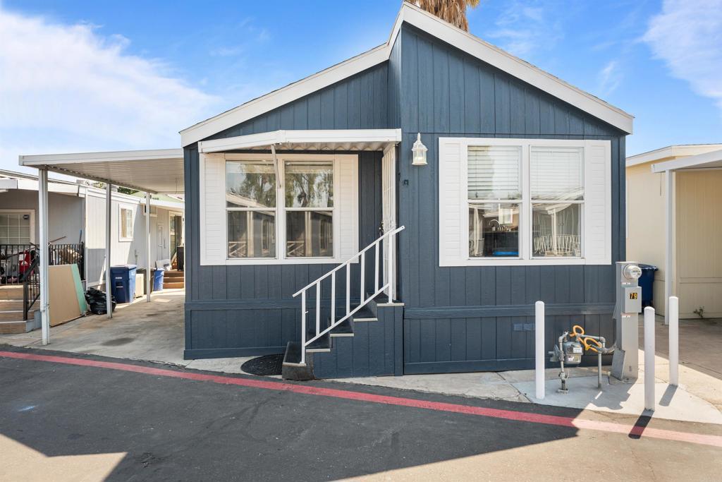 Photo of Listing #PTP2506138