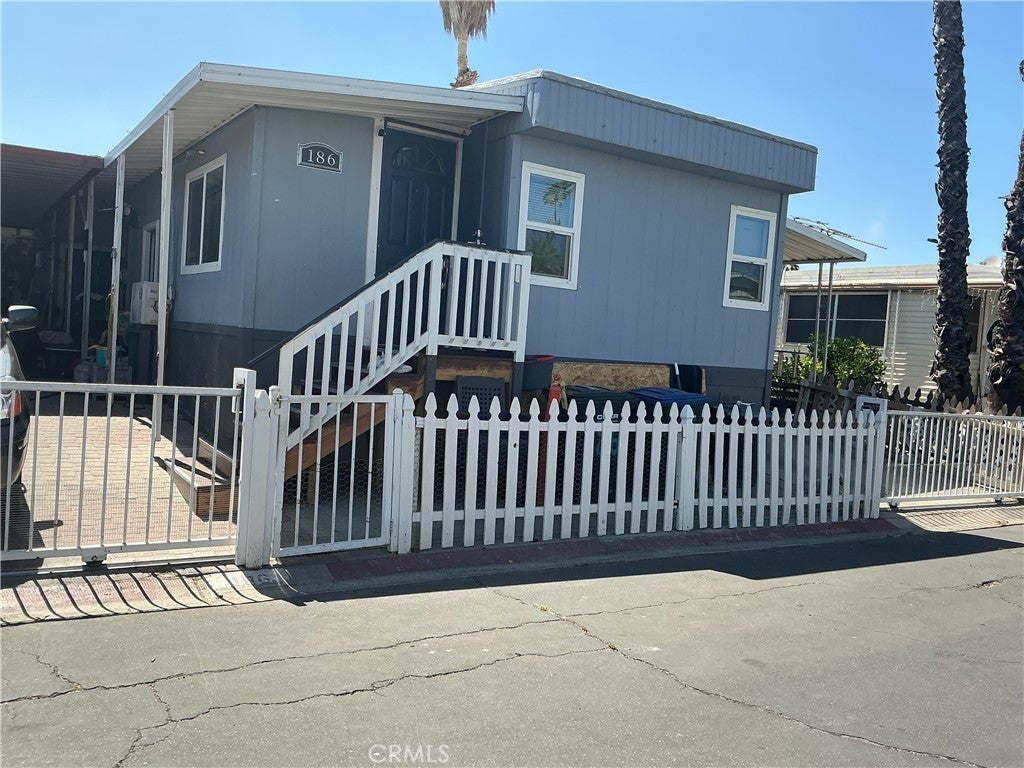 1097 State Street # 186, Hemet