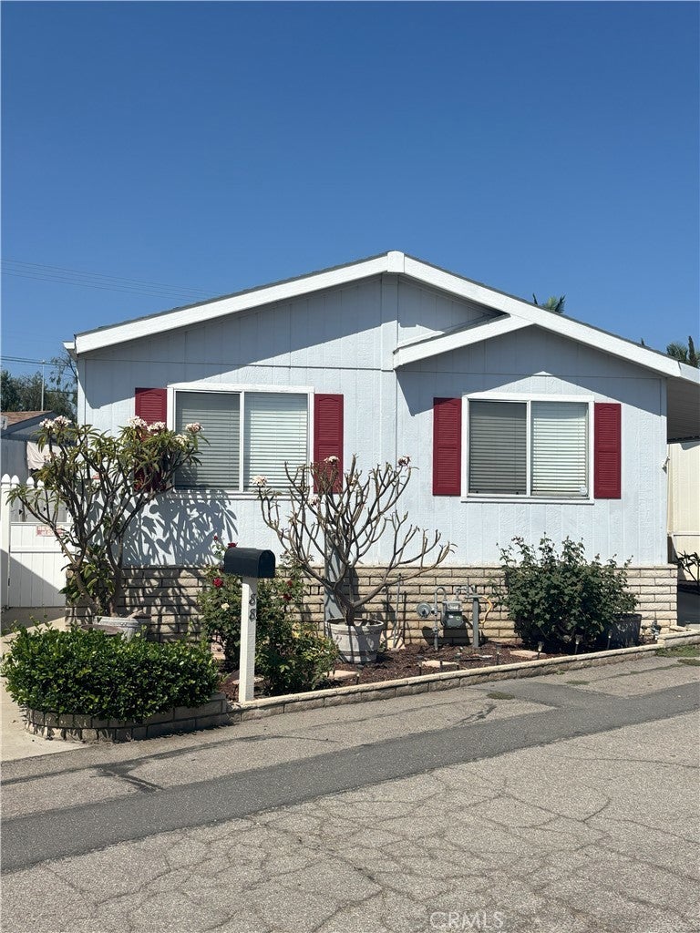 Photo of Listing #PW25189500