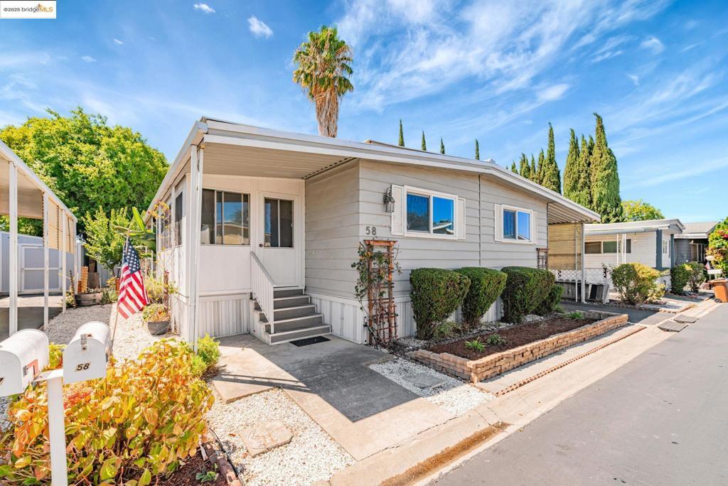 Photo of Listing #41109155