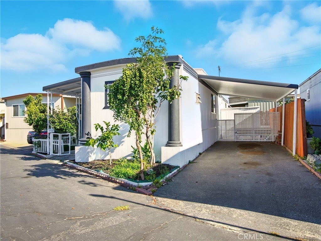 Photo of Listing #OC25194984