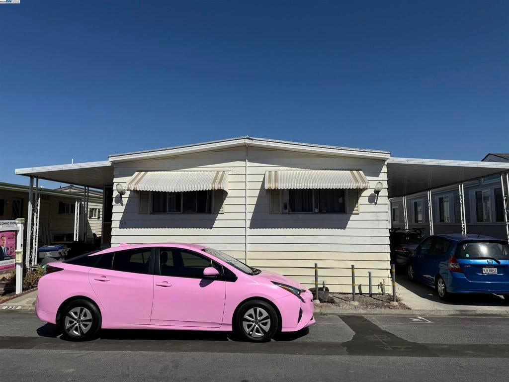 Photo of Listing #41109954