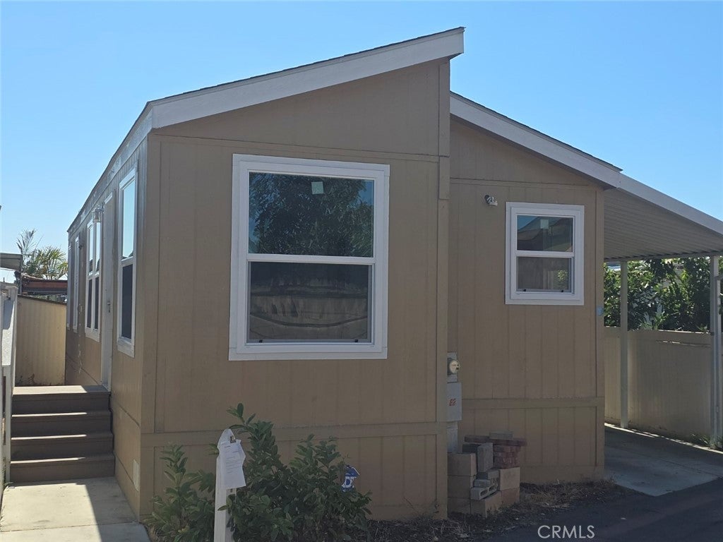 Photo of Listing #SR25198424