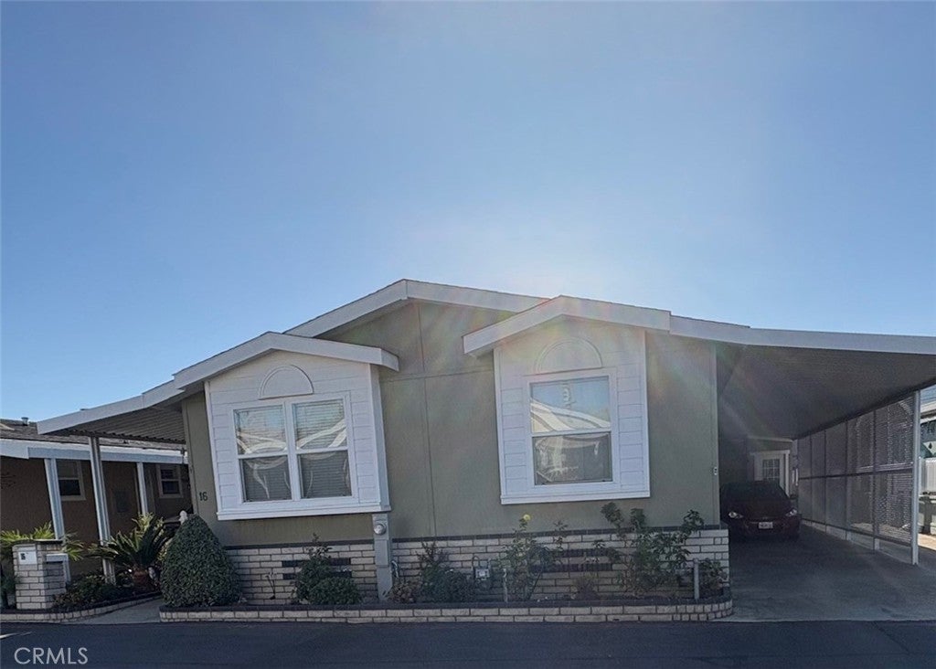 Photo of Listing #SB25201259