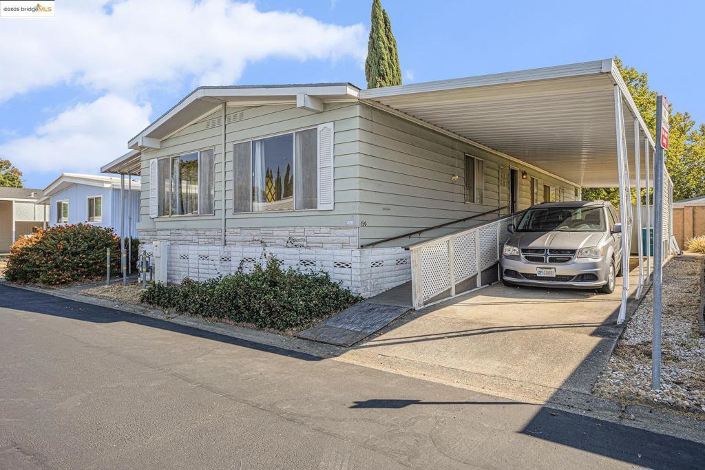 Photo of Listing #41111621