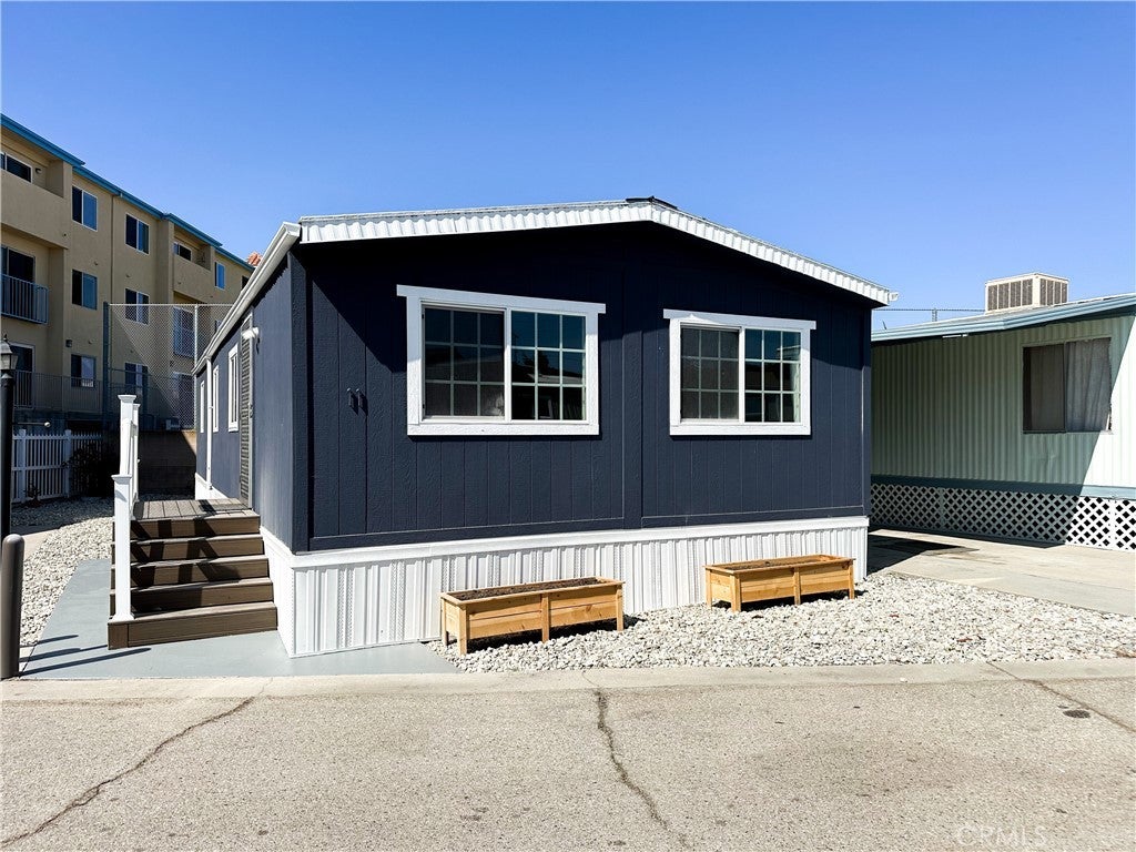 Photo of Listing #PV25218609