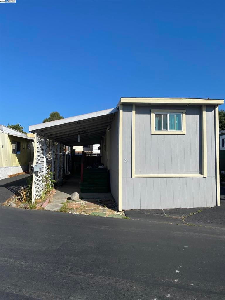 3913 Castro Valley Blvd., Castro Valley