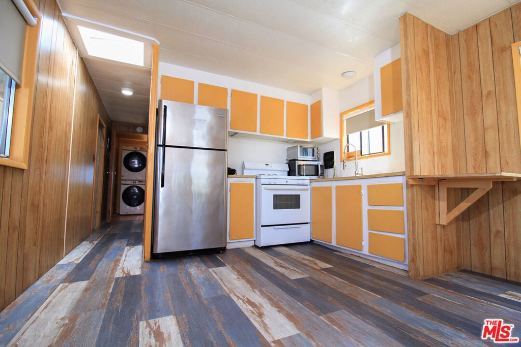 11250 Playa Street # 108, Culver City