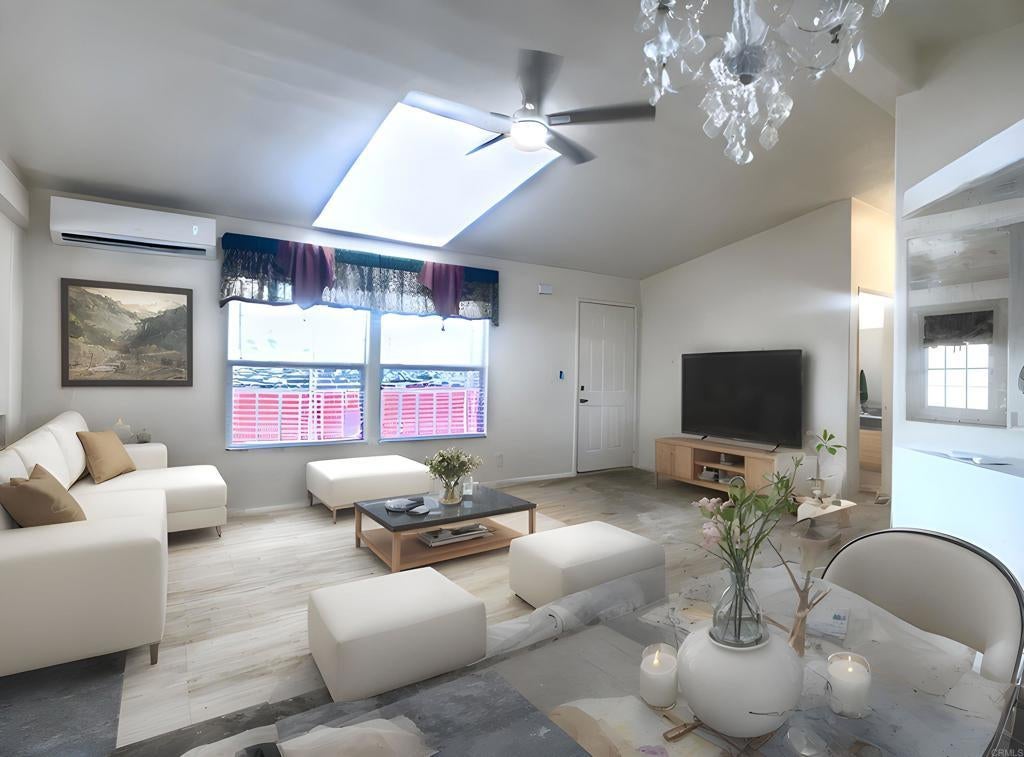 Photo of Listing #PTP2507386