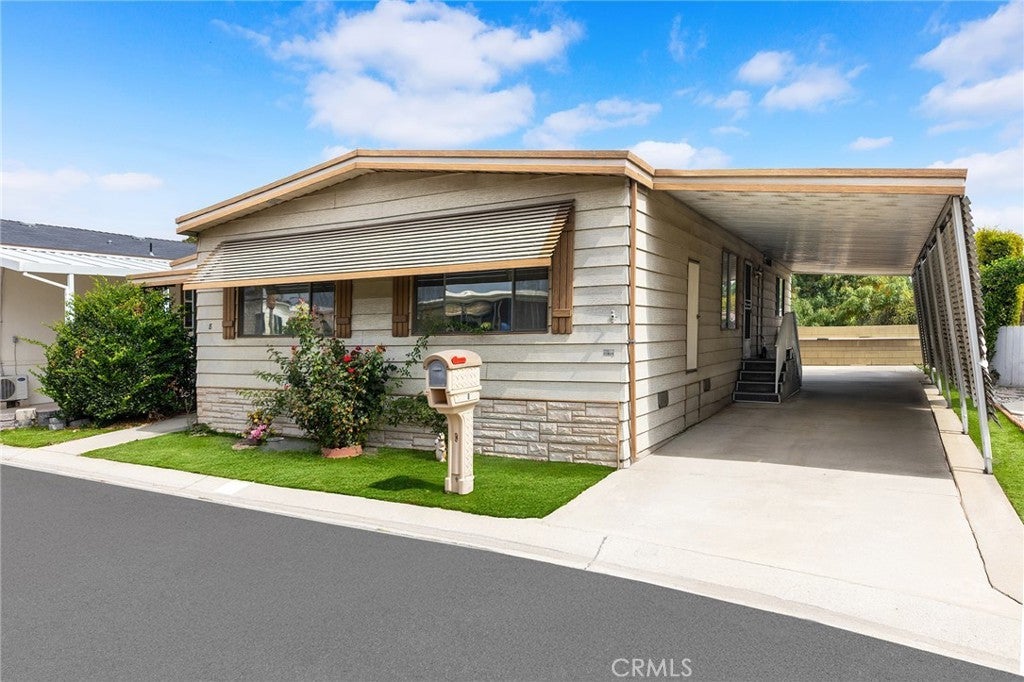 Photo of Listing #WS25229474