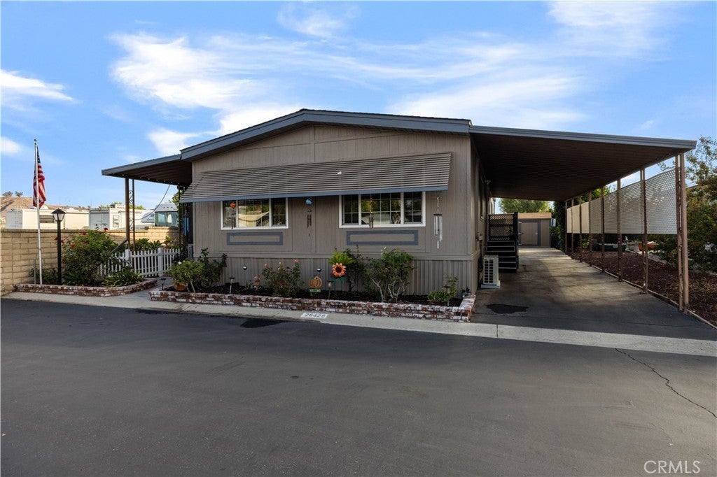 Photo of Listing #SR25229021