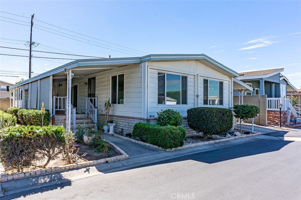 Photo of Listing #PW25230411