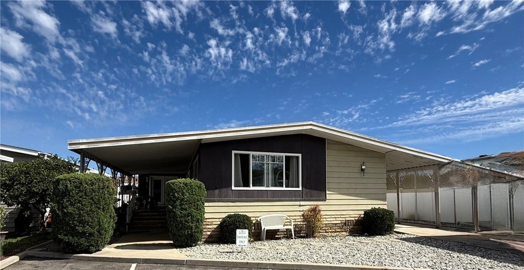 Photo of Listing #OC25235329