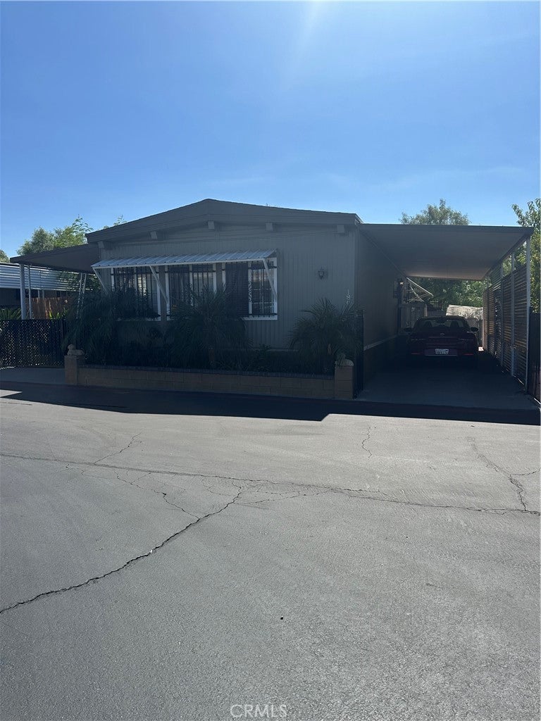 Photo of Listing #DW25229731