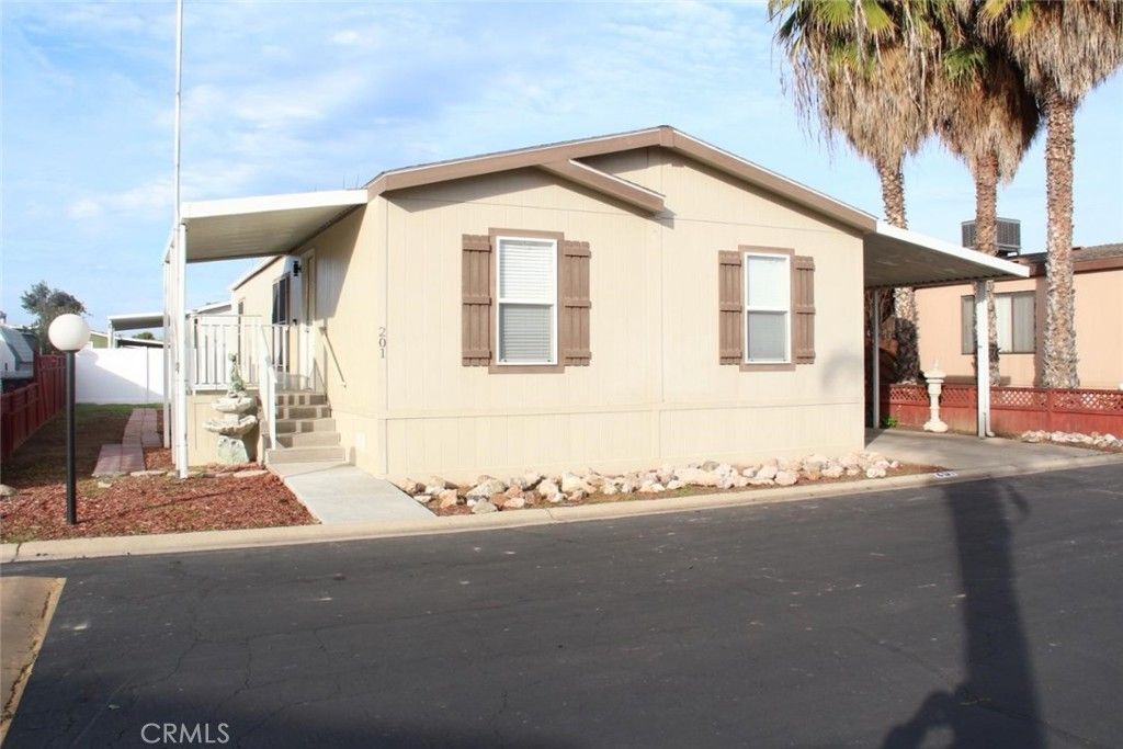 2572 S Willow Avenue # 201, Fresno