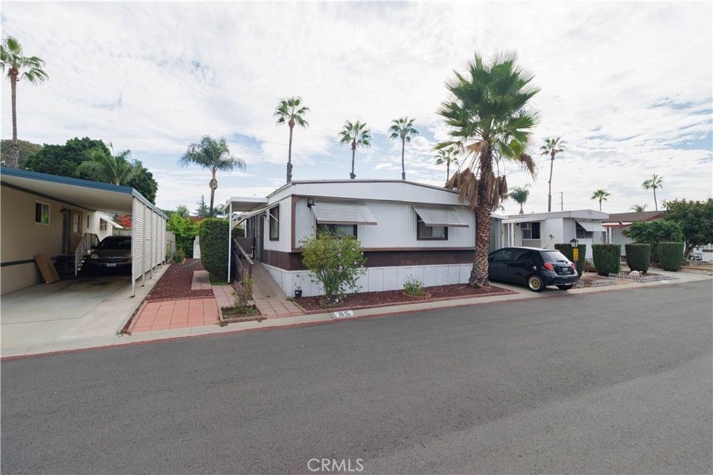 200 W San Bernardino # 85, Rialto