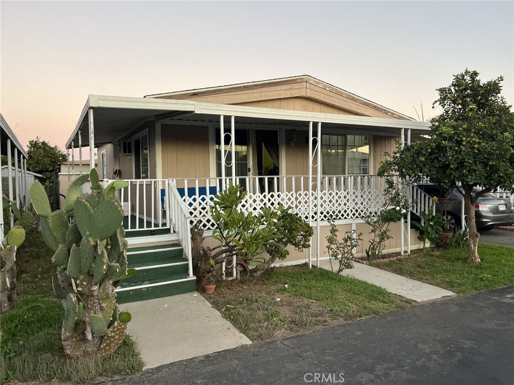 16707 Garfield Avenue # 1806, Paramount