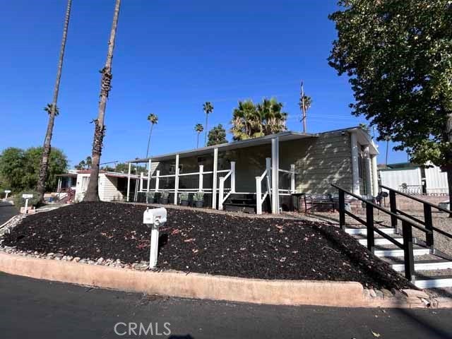 Photo of Listing #IV25239177