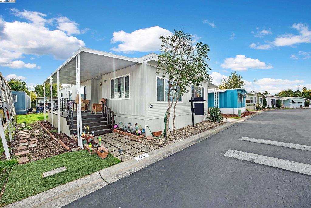 5040 Jackson St., North Highlands