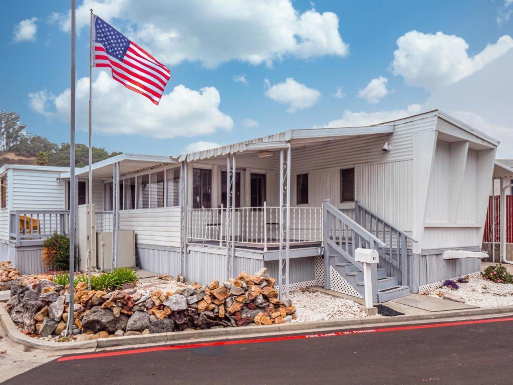 Photo of Listing #ML82024881