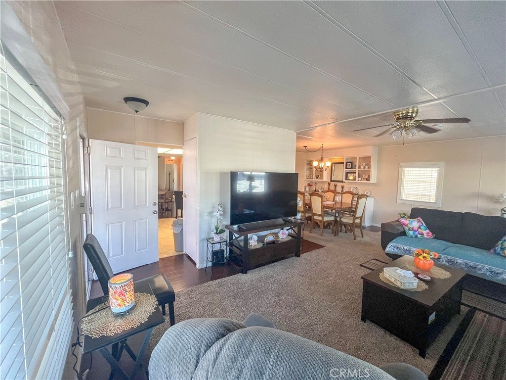 Photo of Listing #IG25243883