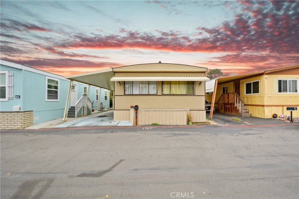 Photo of Listing #SB25243683