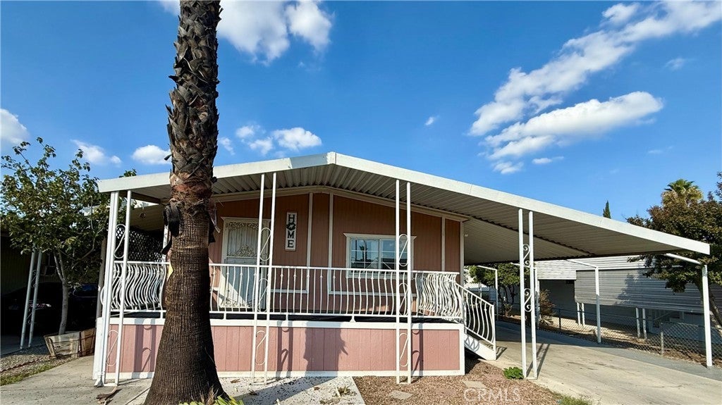 1455 State # 323, Hemet