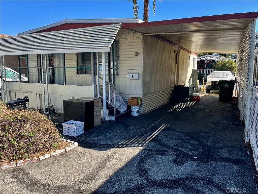 Photo of Listing #SR25246027