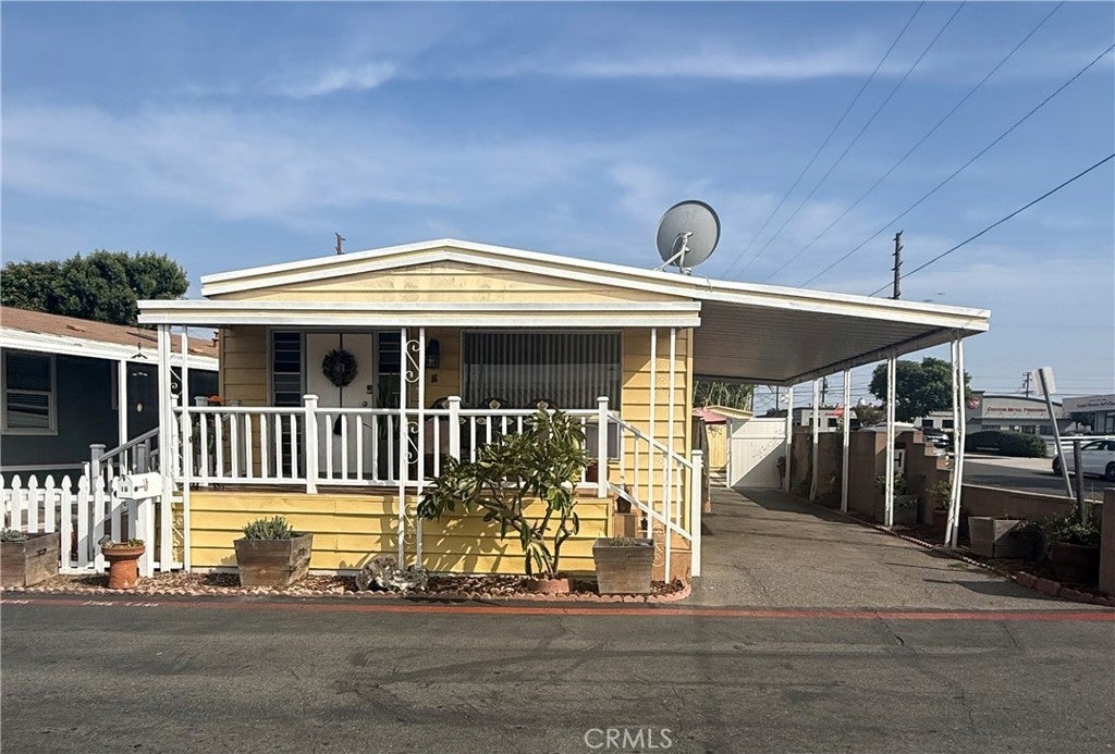 17705 Western # 16, Gardena