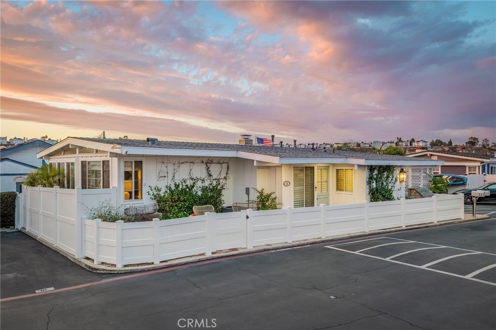 Photo of Listing #OC25248190