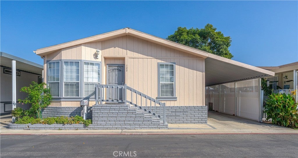 122 Hornbeam, Fountain Valley