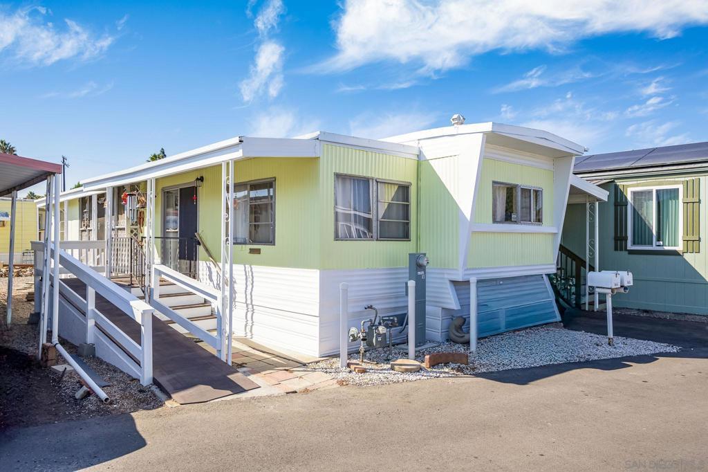 410 1st St # Spc 145, El Cajon