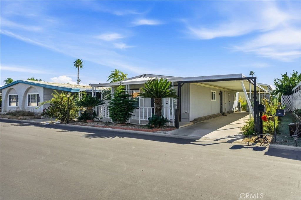 Photo of Listing #SW25256178