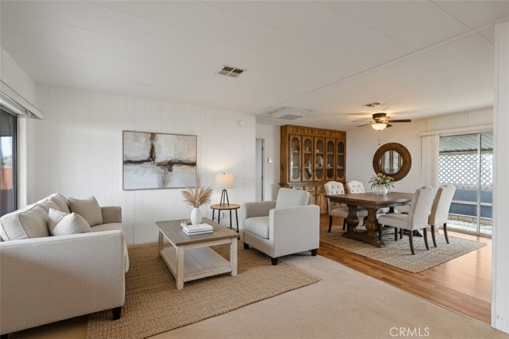 Photo of Listing #SR25256281