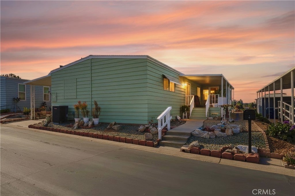 Photo of Listing #SW25256017