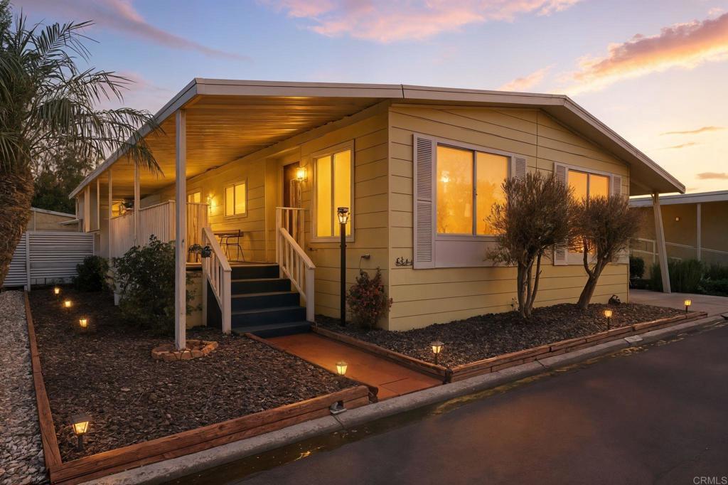 Photo of Listing #PTP2508496