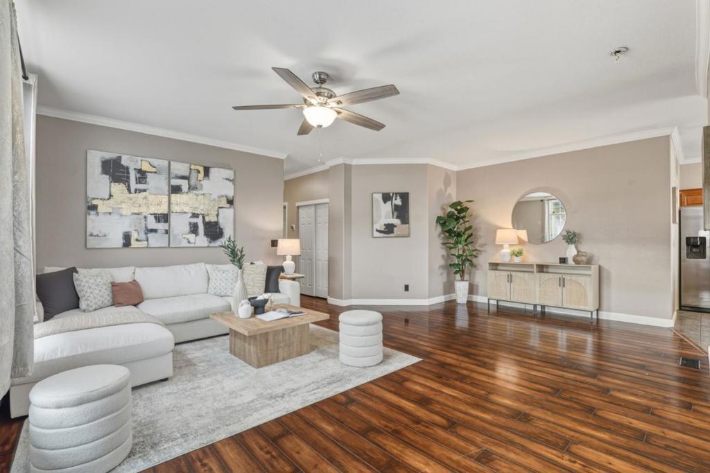 Photo of Listing #ML82027613