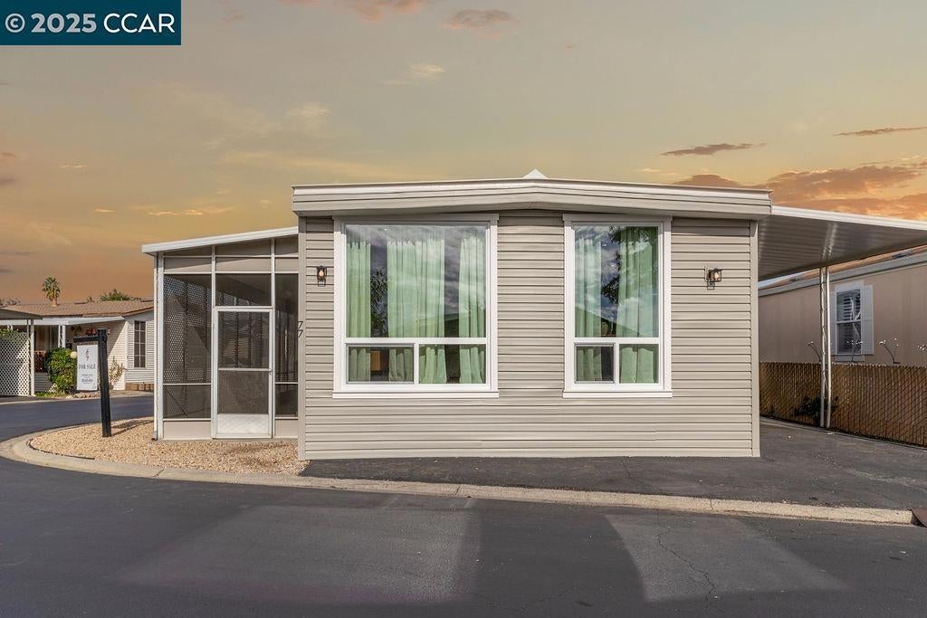 Photo of Listing #41117496