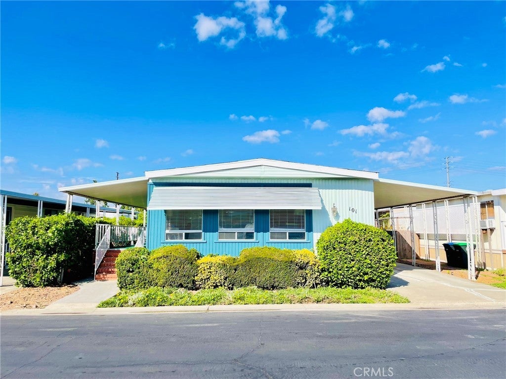 101 Malaga Street, Tustin