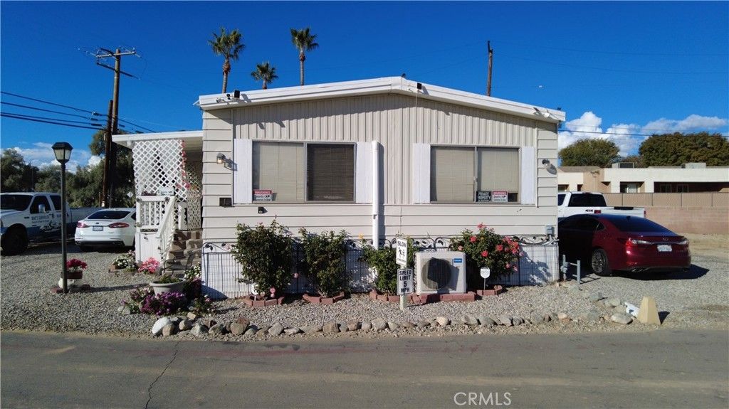 4561 Adobe Road # 01, 29 Palms
