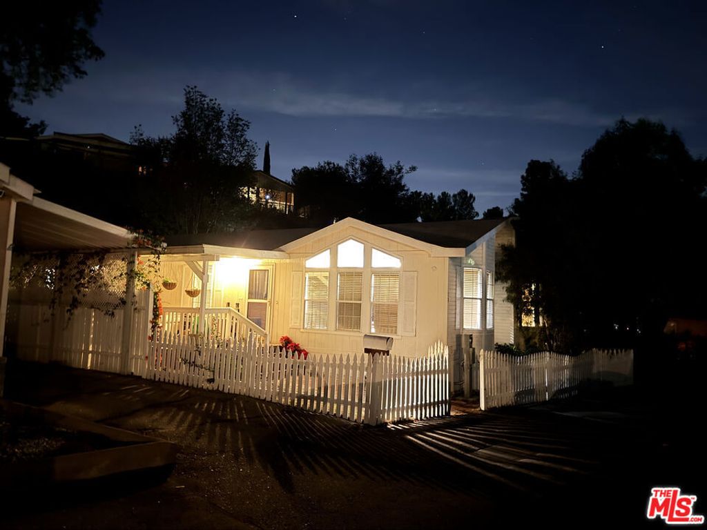 4201 Topanga Canyon Boulevard # 28, Woodland Hills