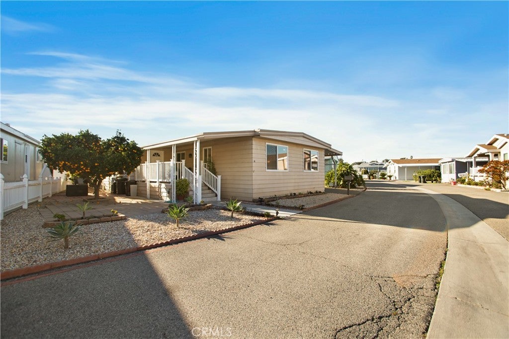 Photo of Listing #CV25266937