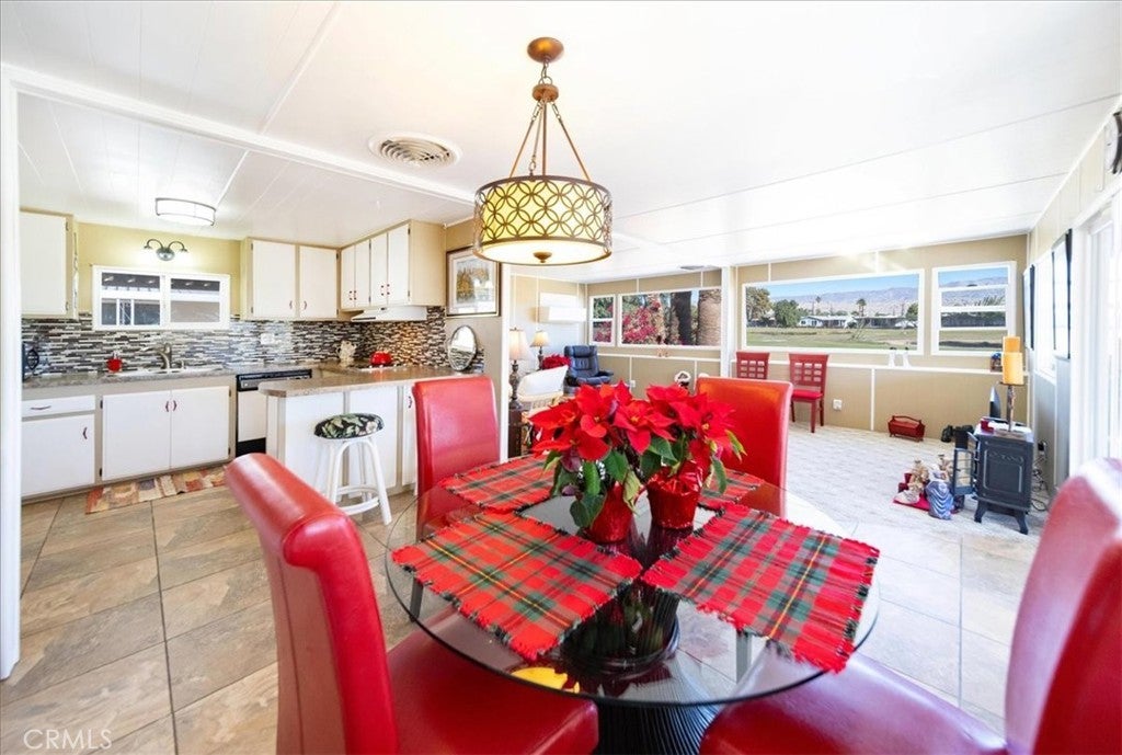 32490 San Miguelito, Thousand Palms